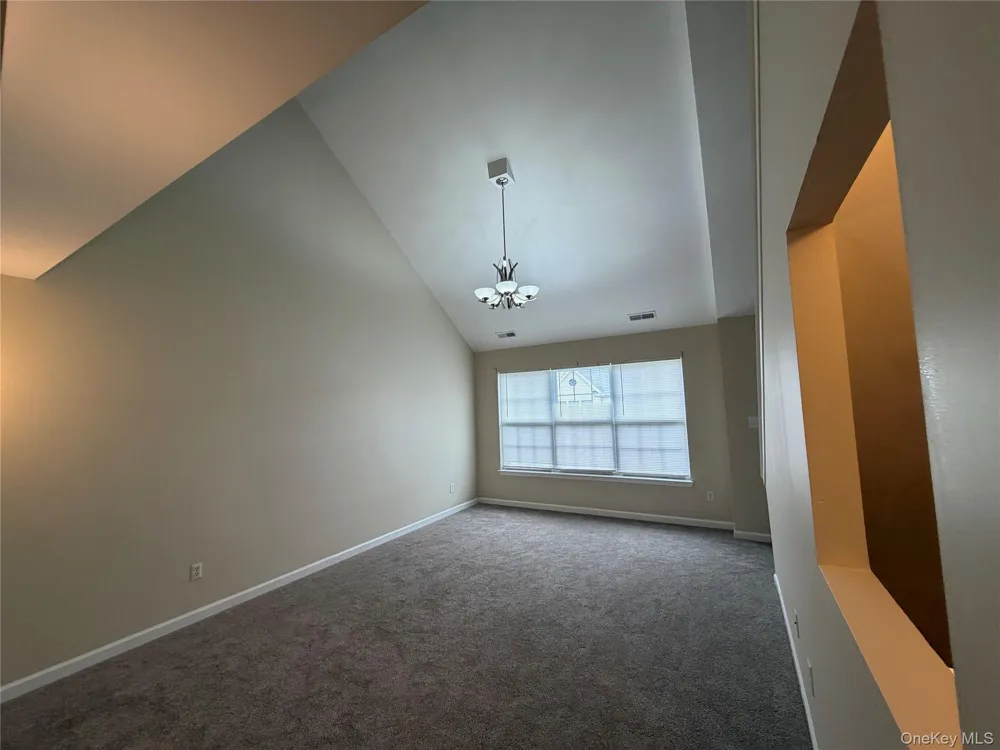 141 Ruth Court Middletown, NY 10940