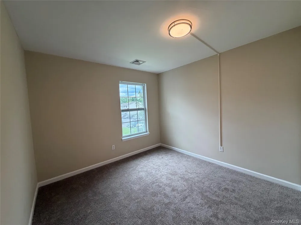 141 Ruth Court Middletown, NY 10940