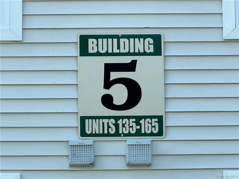 141 Ruth Court Middletown, NY 10940
