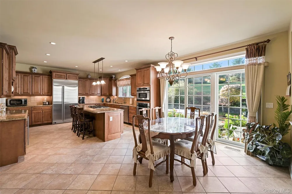 42 Deangelis Drive Monroe, NY 10950