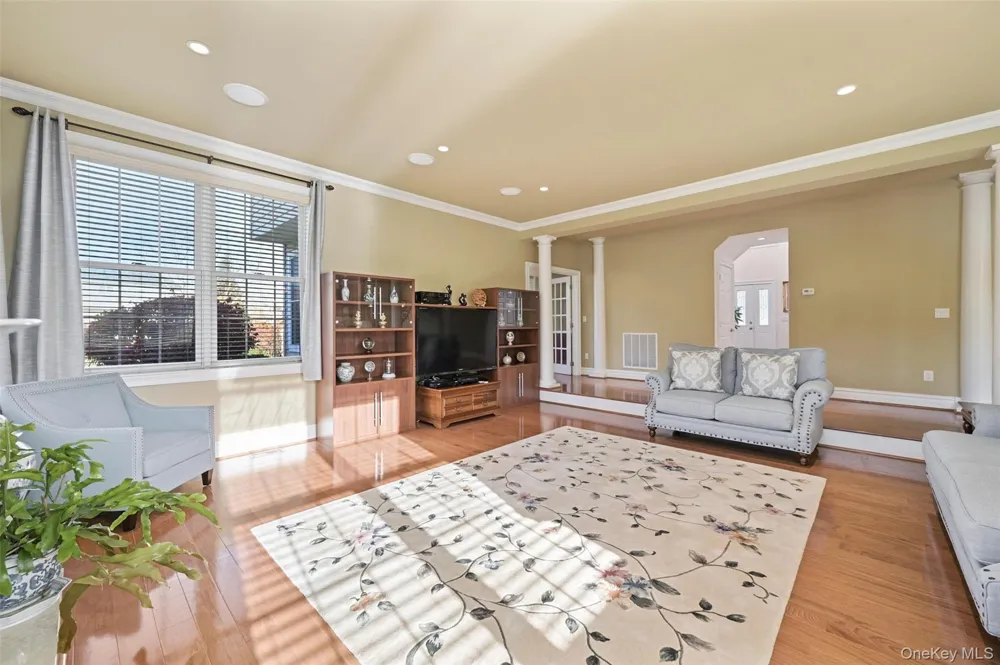 42 Deangelis Drive Monroe, NY 10950