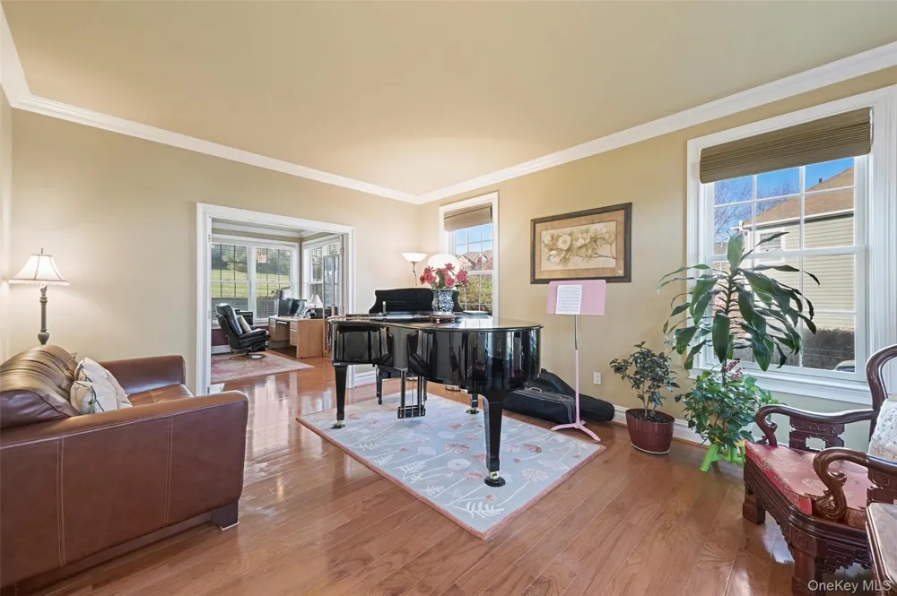 42 Deangelis Drive Monroe, NY 10950