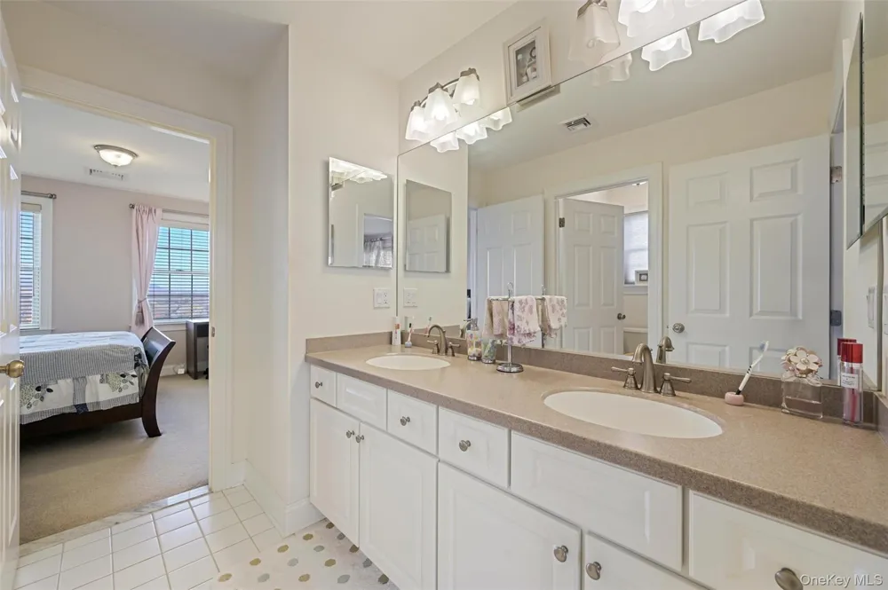 42 Deangelis Drive Monroe, NY 10950