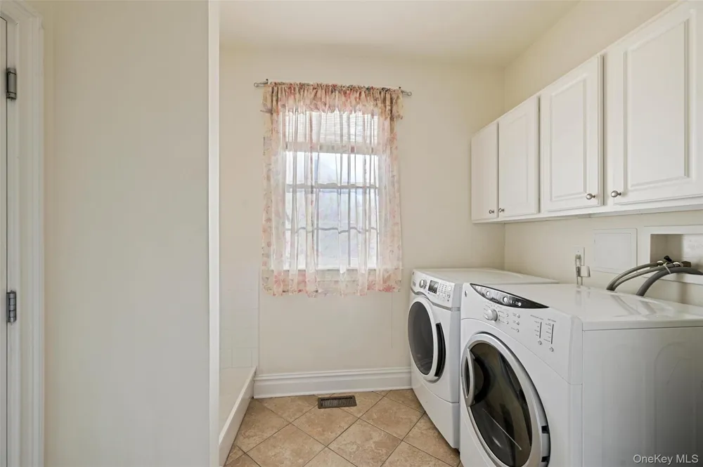 42 Deangelis Drive Monroe, NY 10950