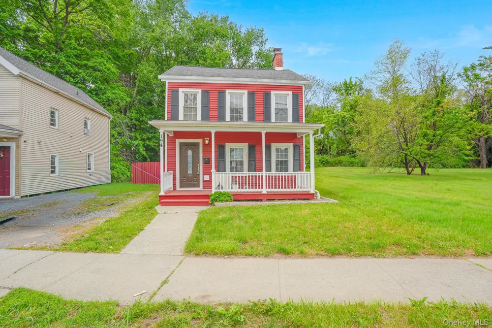 194 Smith Street Poughkeepsie, NY 12601