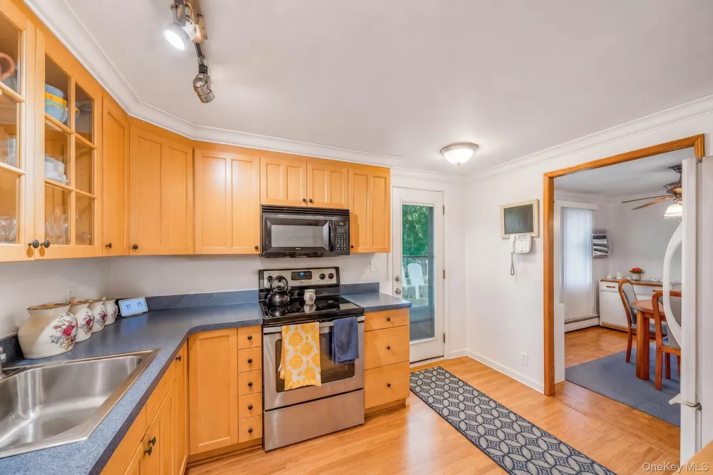 9 Foxcroft Lane Patchogue, NY 11772