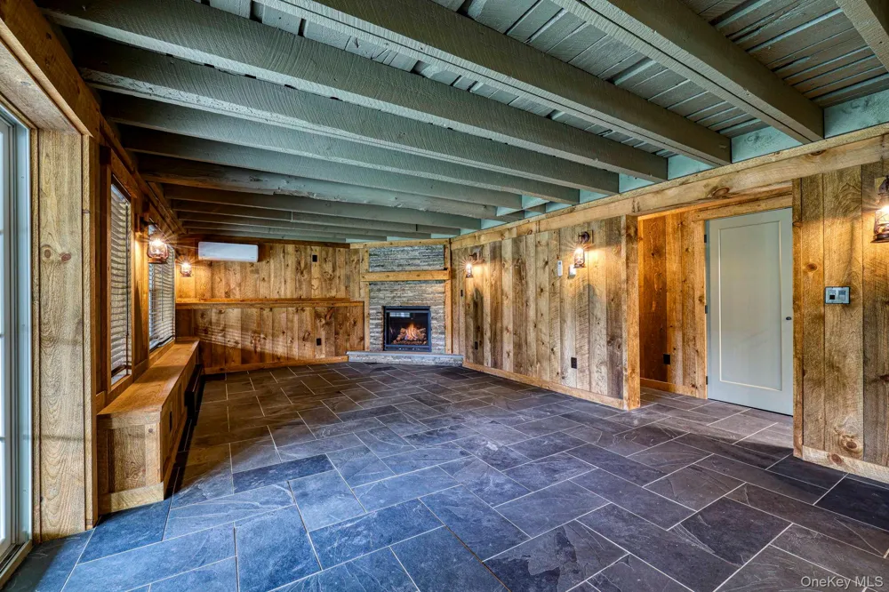 2489 NY-42 Forestburgh, NY 12777