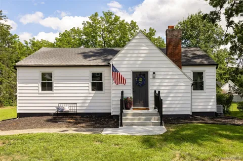34 Lakeview Avenue