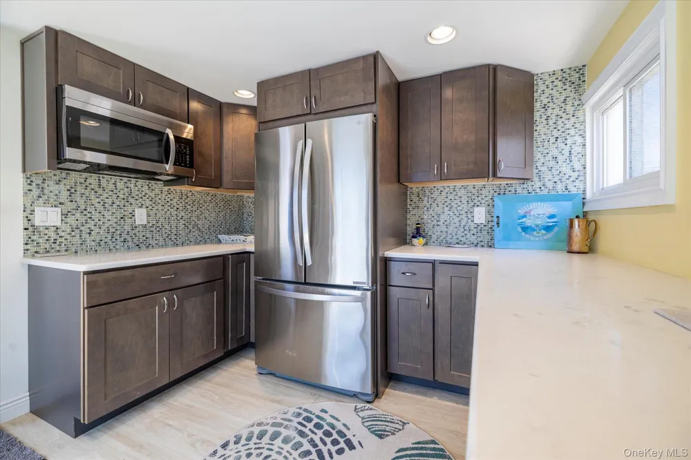 165 Elaine Drive Oceanside, NY 11572