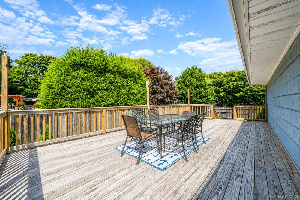 248 6th Avenue Saint James, NY 11780