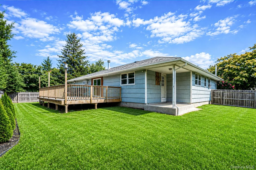 248 6th Avenue Saint James, NY 11780