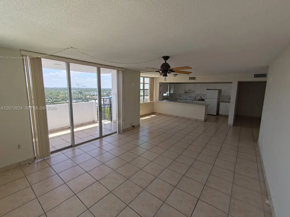 2780 NE 183rd St #1402 Aventura, FL 33160
