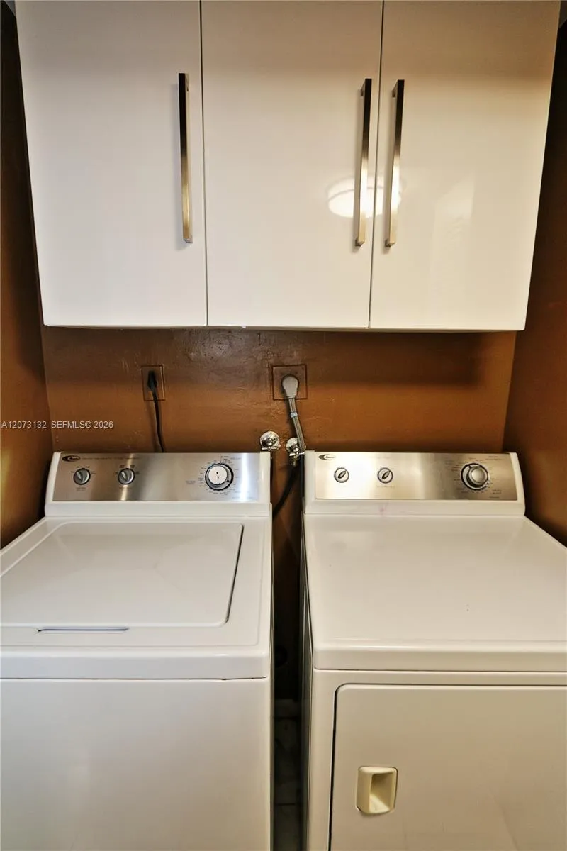 1221 SW 122nd Ave #403 Miami, FL 33184
