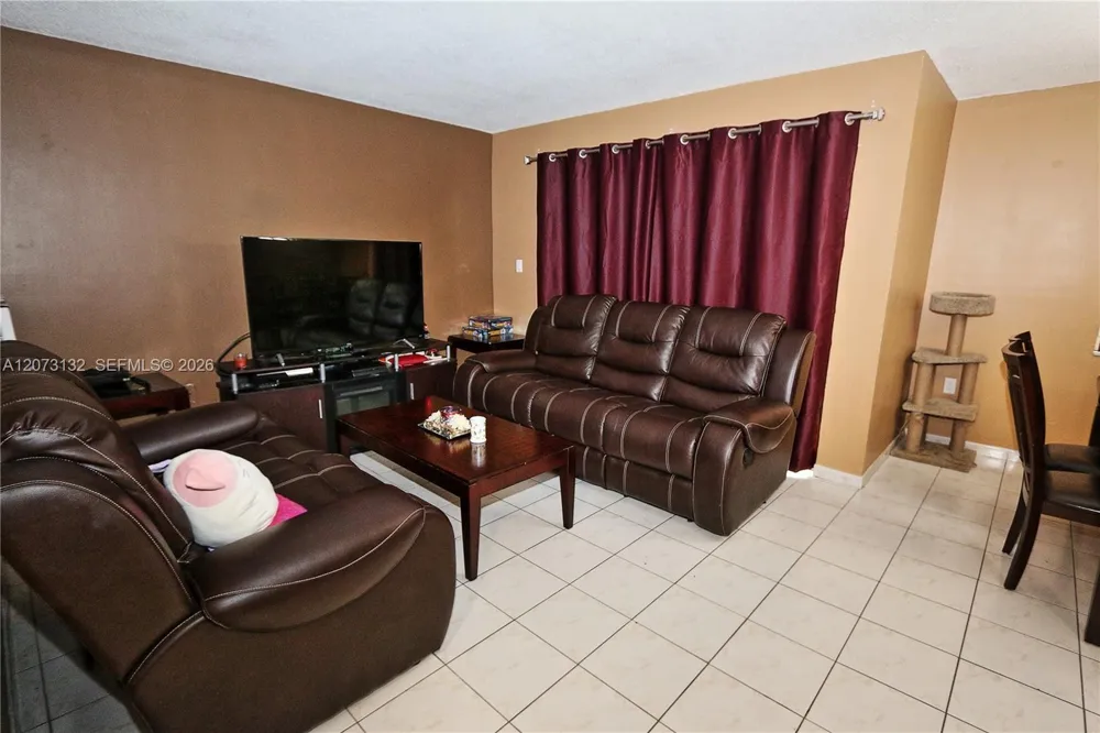 1221 SW 122nd Ave #403 Miami, FL 33184