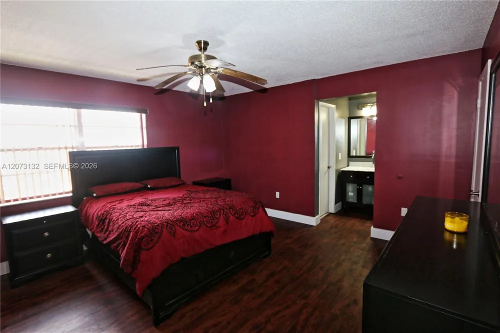 1221 SW 122nd Ave #403 Miami, FL 33184