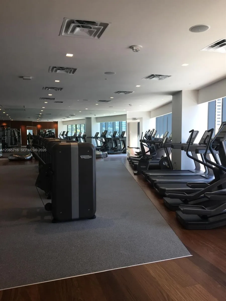 1300 S Miami Ave #1008 Miami, FL 33130
