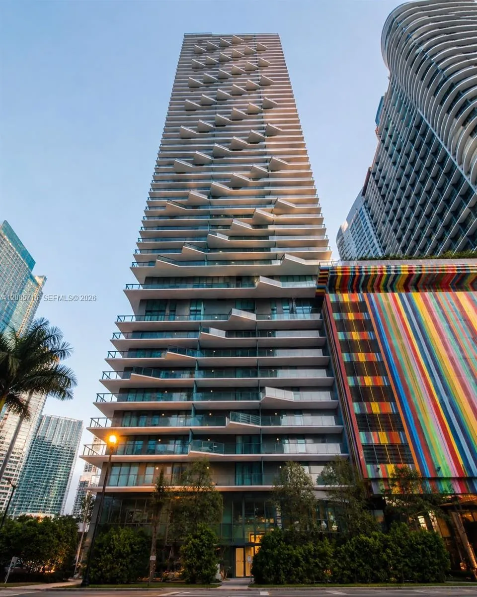 1300 S Miami Ave #1008 Miami, FL 33130