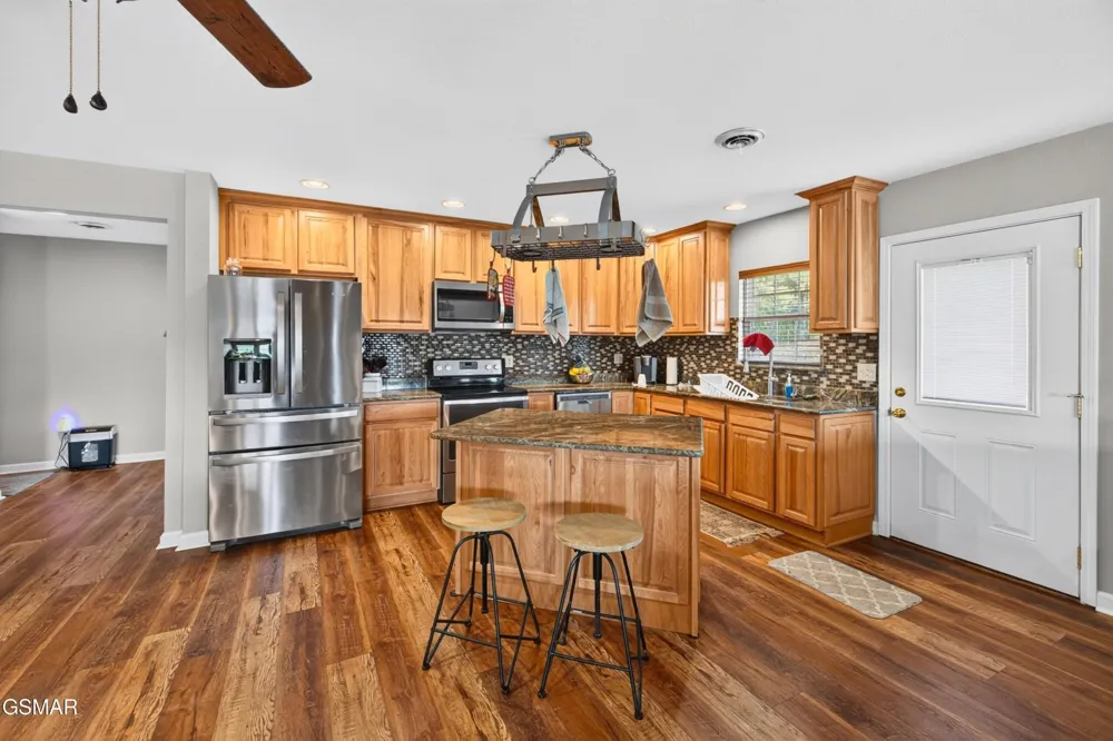 428 Shrader Road Dandridge, TN 37725