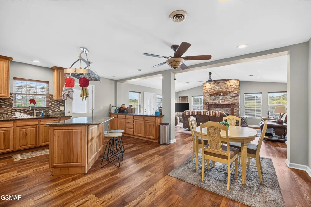 428 Shrader Road Dandridge, TN 37725