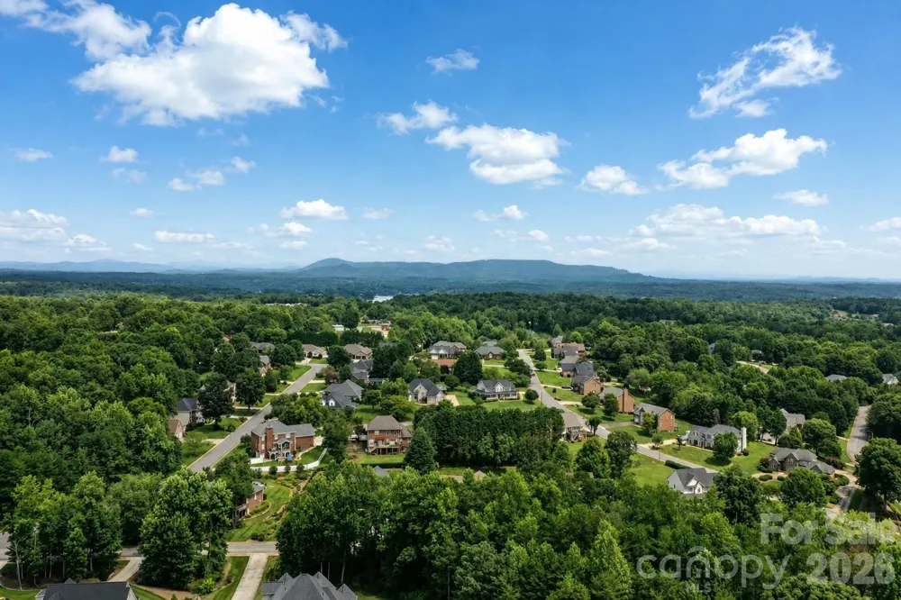 3711 Blendwood Lane NE Hickory, NC 28601
