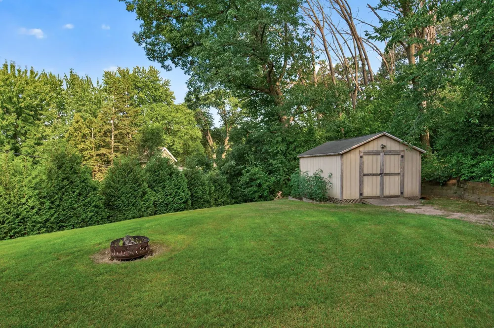 1417 Stickney Avenue South Saint Paul, MN 55075
