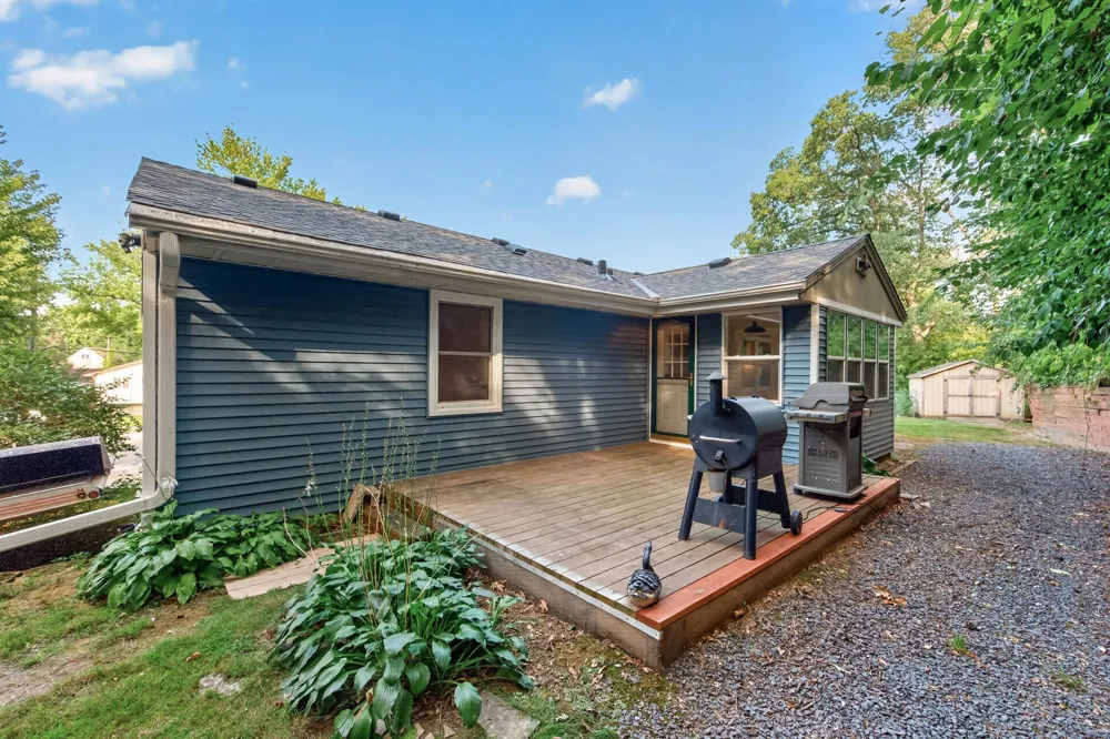 1417 Stickney Avenue South Saint Paul, MN 55075