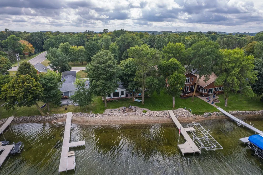 436 Shorewood Drive Detroit Lakes, MN 56501