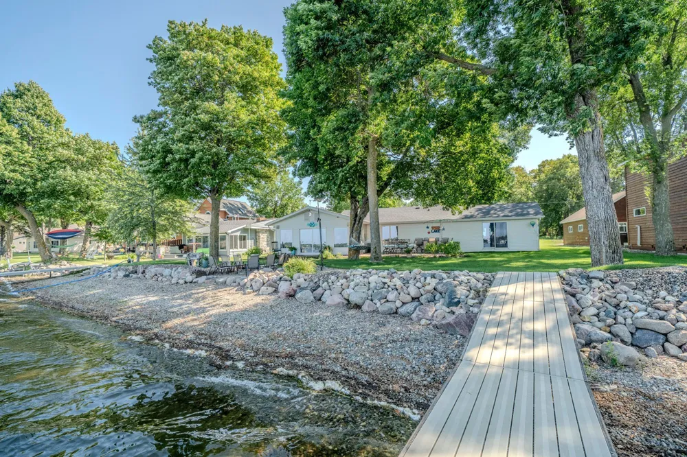 436 Shorewood Drive Detroit Lakes, MN 56501
