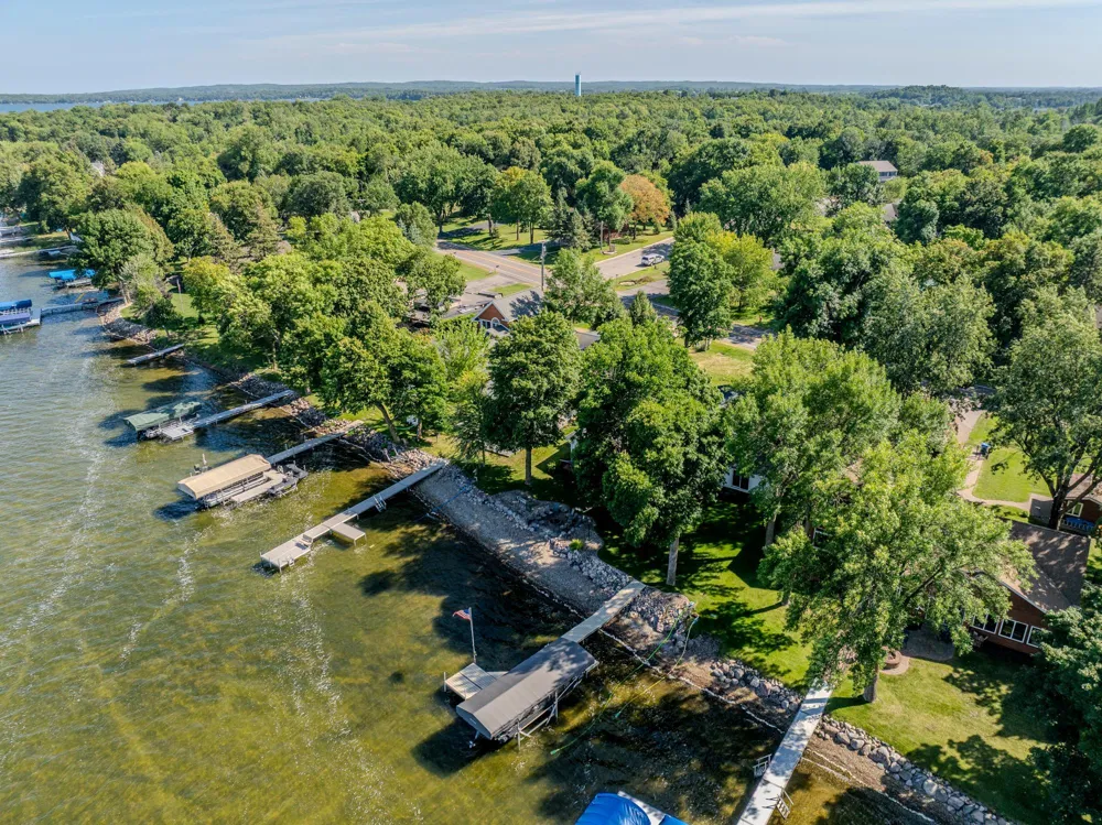 436 Shorewood Drive Detroit Lakes, MN 56501