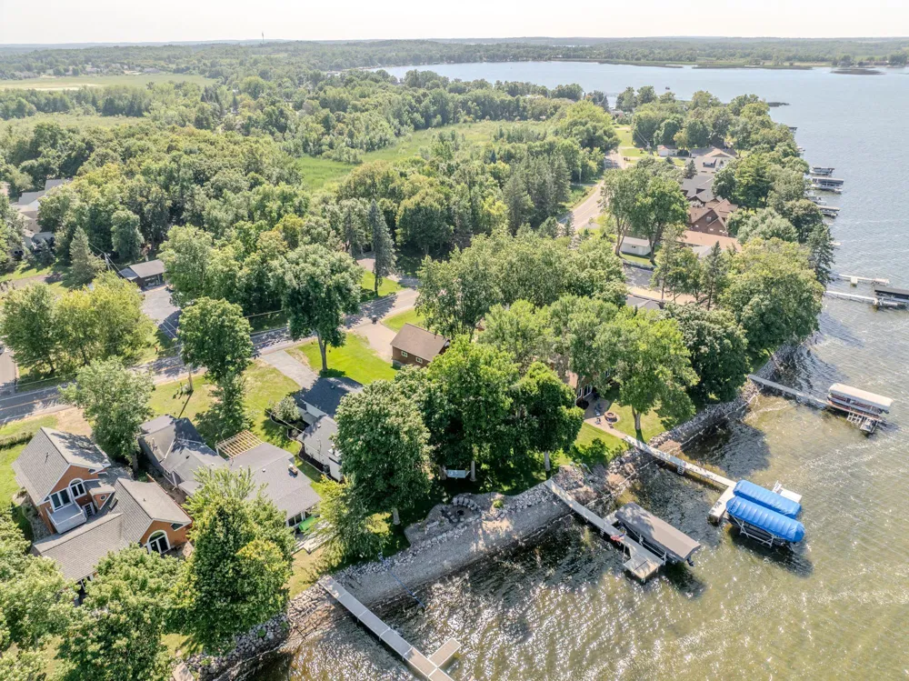 436 Shorewood Drive Detroit Lakes, MN 56501