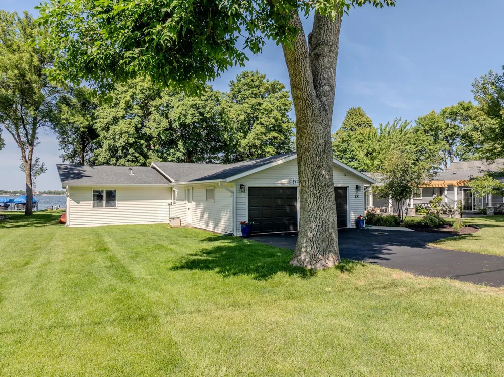 436 Shorewood Drive Detroit Lakes, MN 56501
