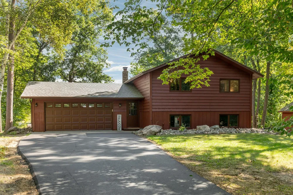 35778 Twin Pond Lane Pequot Lakes, MN 56472