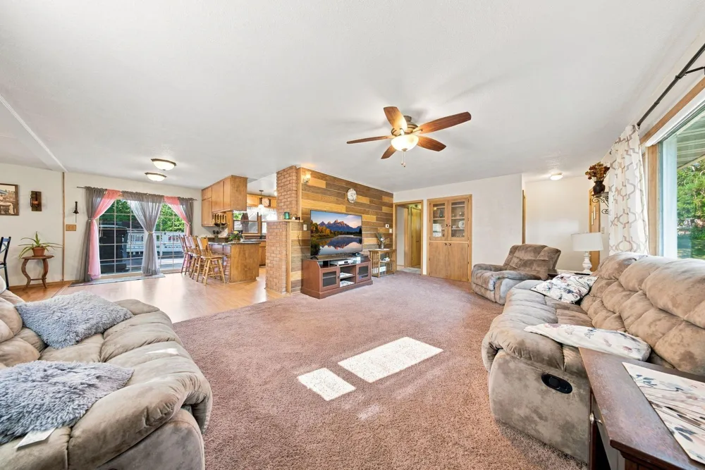 407 1st Avenue W Balsam Lake, WI 54810