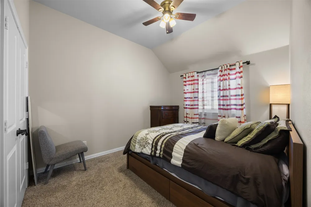 8871 Etta Court Waxahachie, TX 75167