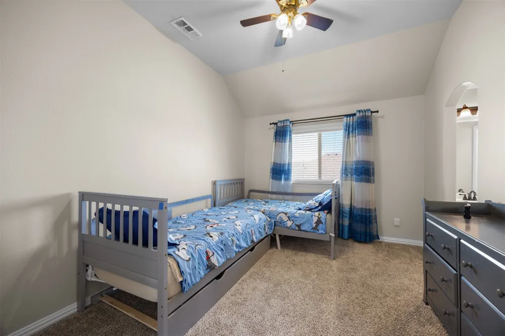 8871 Etta Court Waxahachie, TX 75167