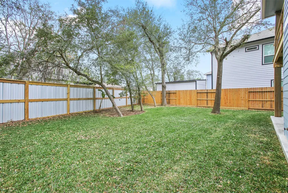 3617 Pecan Drive Bacliff, TX 77518
