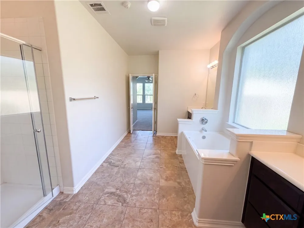 234 Wells Bend Hutto, TX 78634