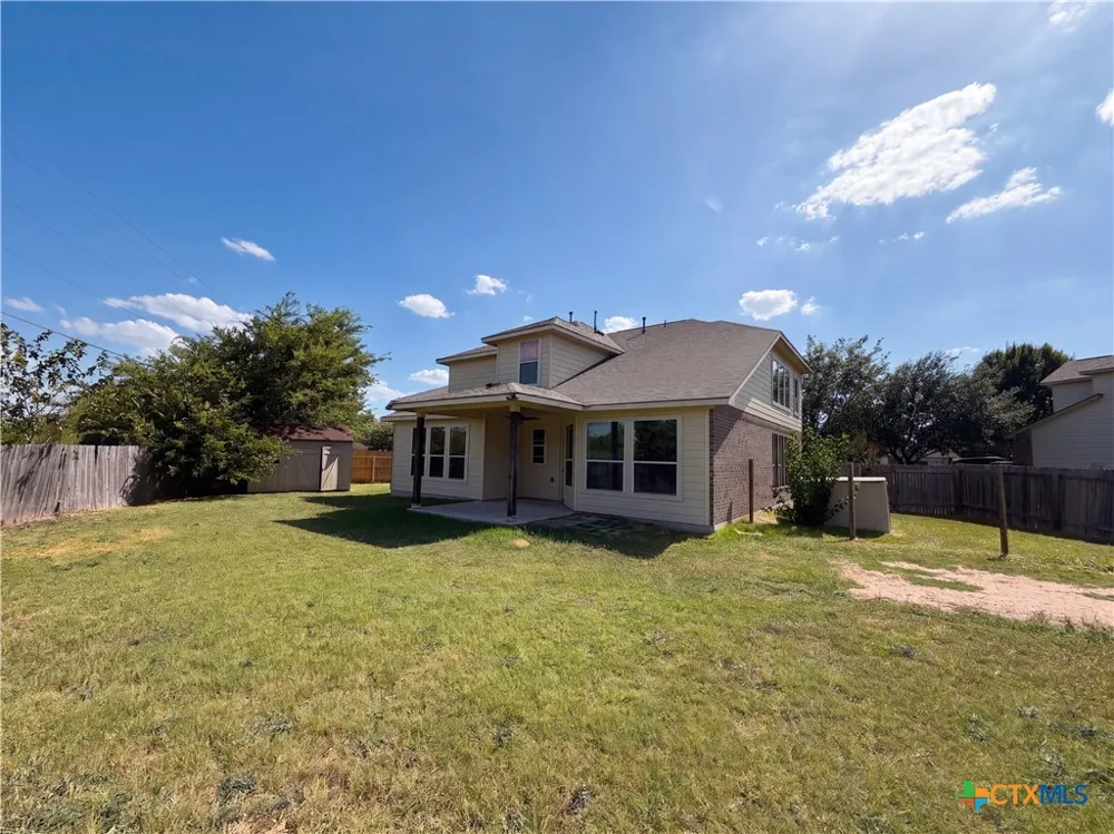 234 Wells Bend Hutto, TX 78634