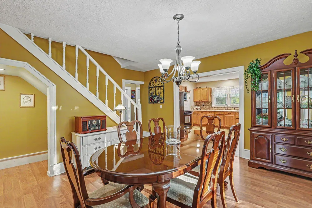 1130 Ireland Avenue Muskegon, MI 49441