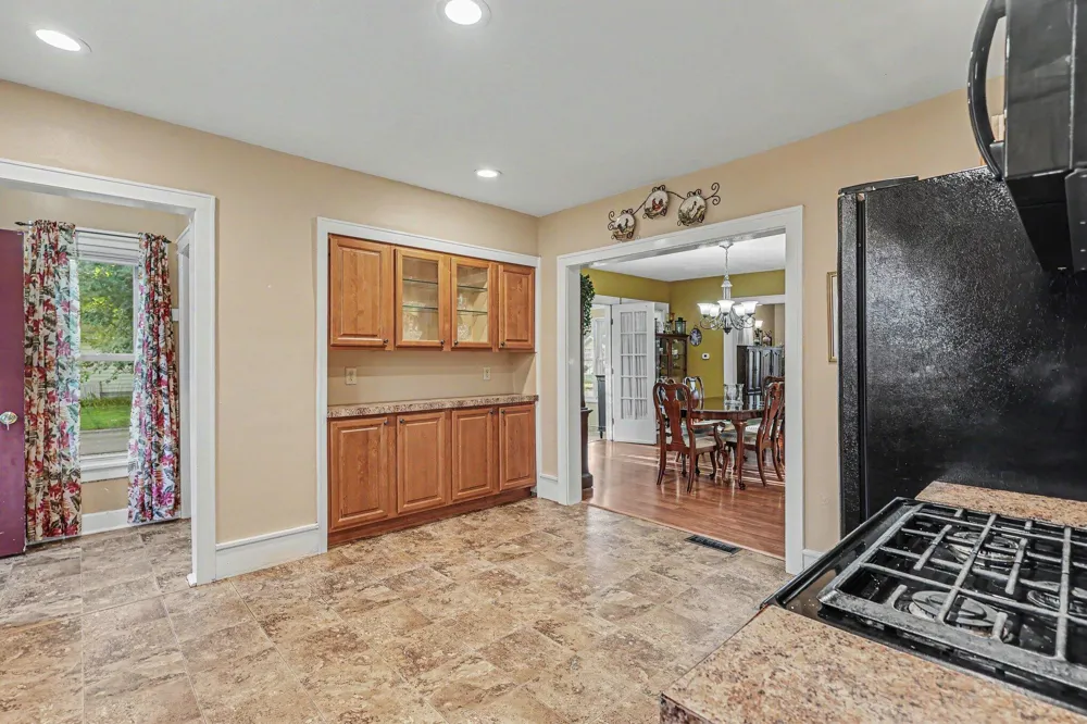 1130 Ireland Avenue Muskegon, MI 49441