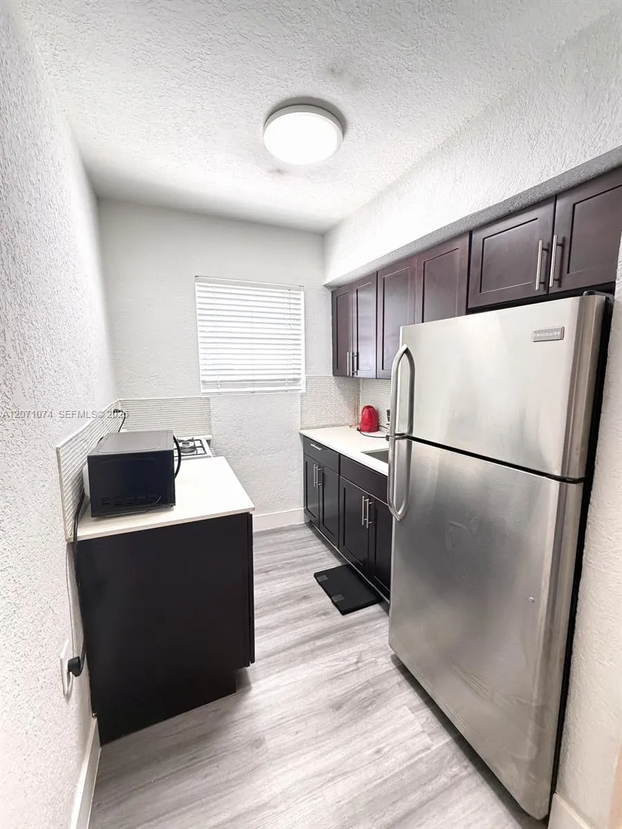 7334 Harding Ave #6 Miami Beach, FL 33141