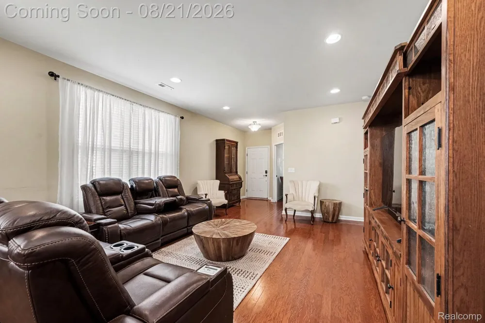 9407 Sand Hill Drive Grand Blanc Charter Township, MI 48439