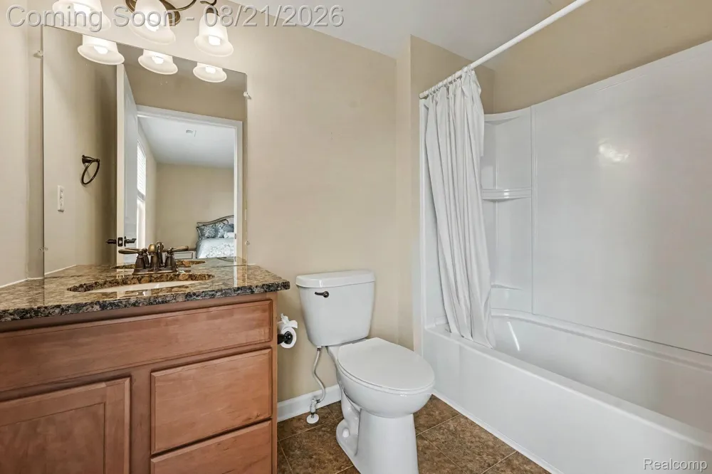 9407 Sand Hill Drive Grand Blanc Charter Township, MI 48439