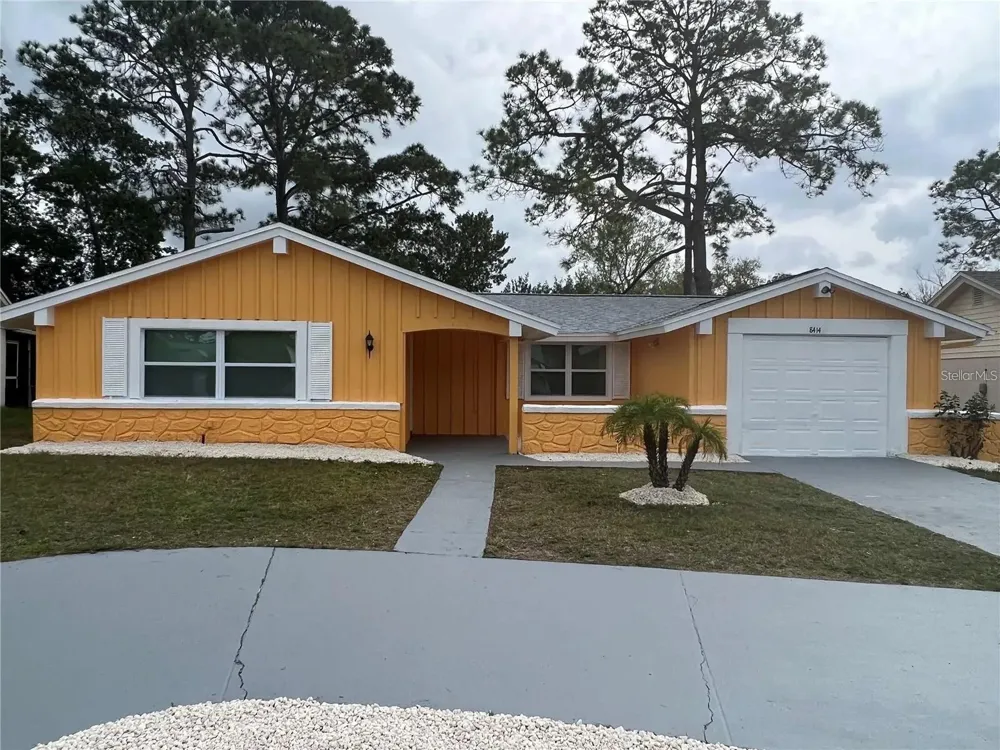 8414 CLOVER HILL LOOP Hudson, FL 34667