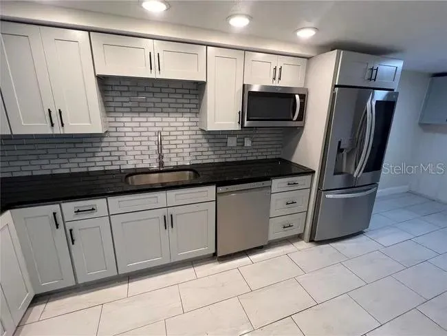 8414 CLOVER HILL LOOP Hudson, FL 34667