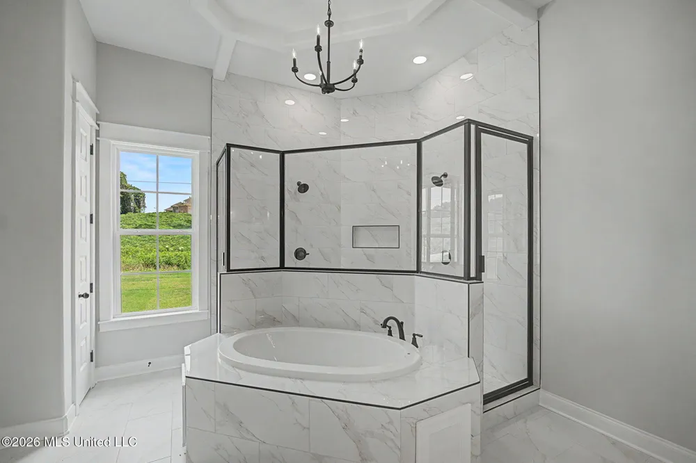 8130 Soaring Oaks Drive Walls, MS 38680