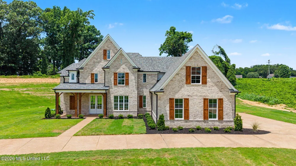 8130 Soaring Oaks Drive Walls, MS 38680