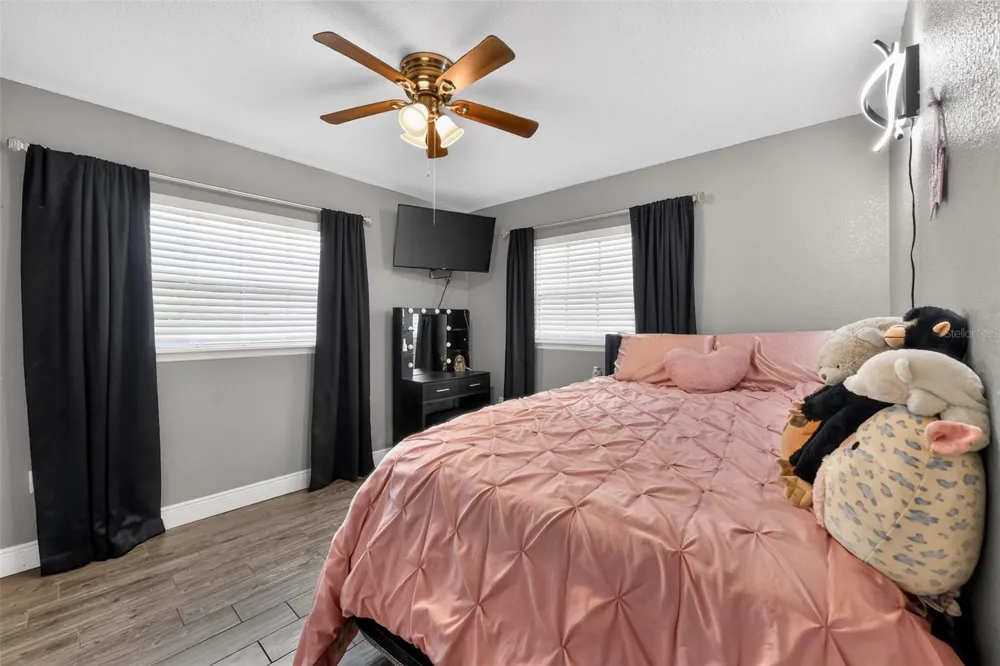 2815 SOUTHERN PARKWAY W Bradenton, FL 34205