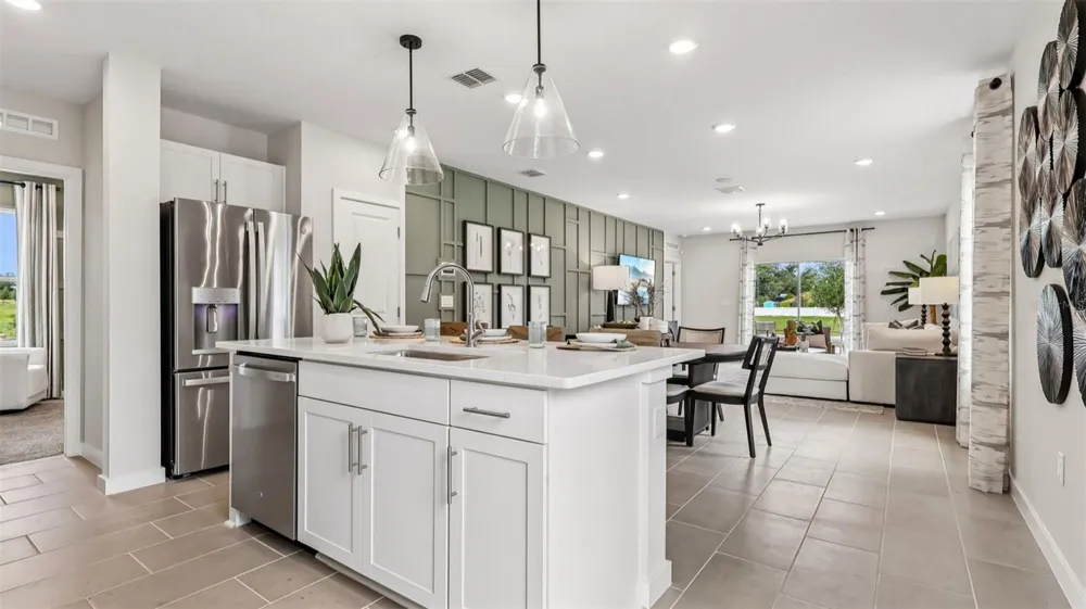 428 LIBERTY BEND Haines City, FL 33844