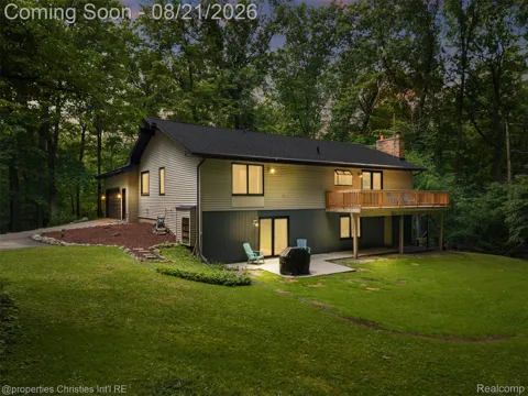1625 Perry Lake Road